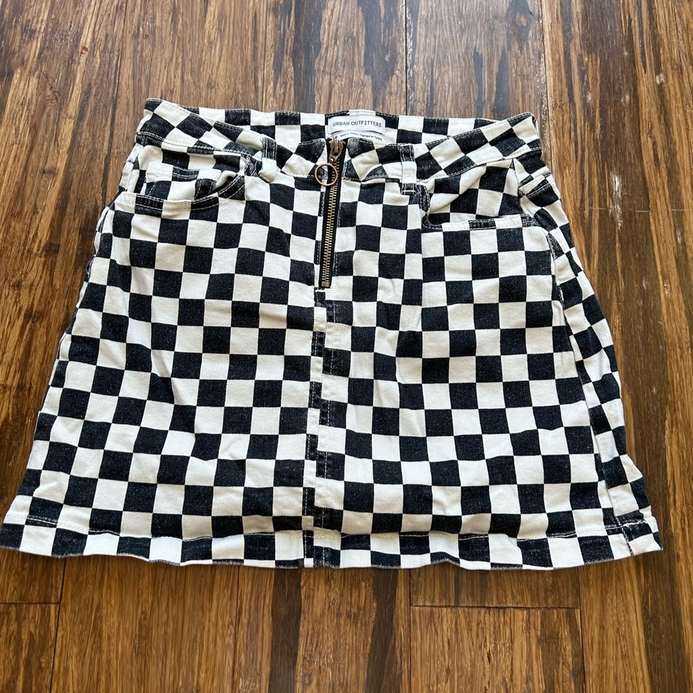 Urban Outfitters Checkers Mini Skirt Size: S